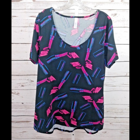 LuLaRoe Tops - Lularoe lipstick perfect T size XL